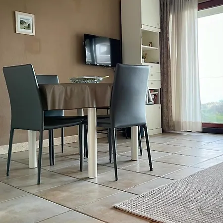 Superbe Avec Magnifique Vue Sur La Mer. Appartement De Panne
