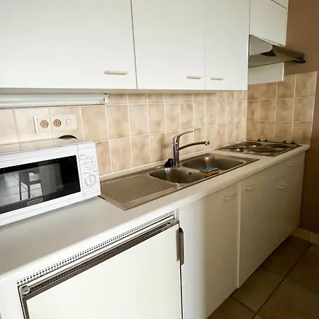 Appartement Superbe Avec Magnifique Vue Sur La Mer. *
