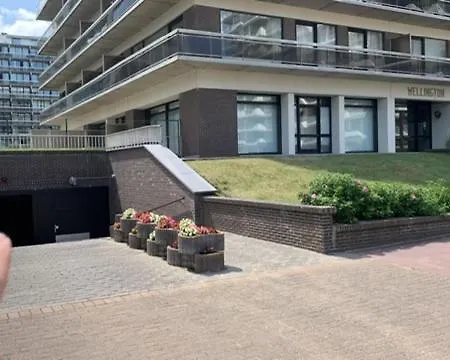 Appartement Superbe Avec Magnifique Vue Sur La Mer. *